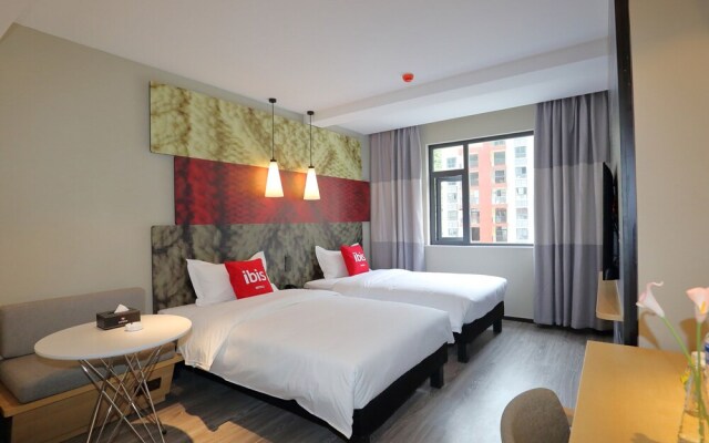 IBIS Kangding Hotel