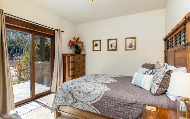 47 River Run Townhomes 3 Bedroom Townhouse by RedAwning