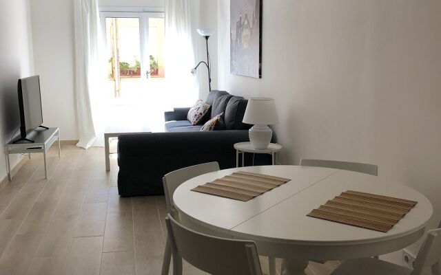 Apartamento en edificio Barroco en Madrid