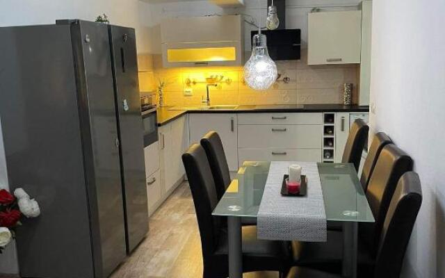 Apartament EMA