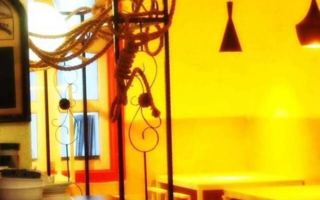 131 International Youth Hostel