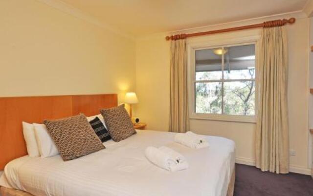 Villa Petit Verdot Located Within Cypress Lakes