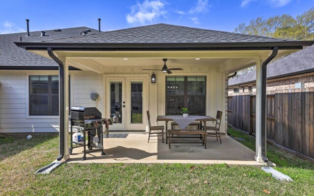 Well-appointed Montgomery Home w/ Fenced Yard