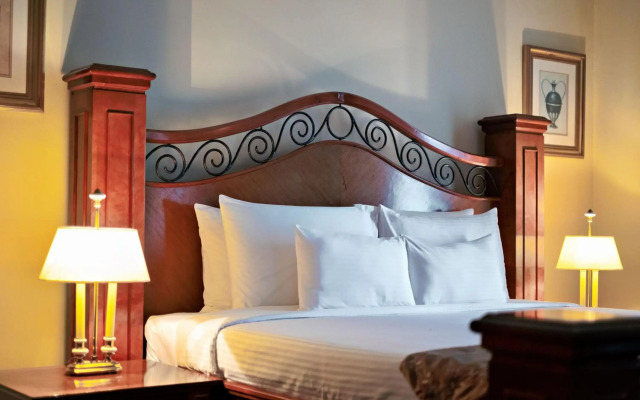 Waterfront Cebu City Hotel & Casino
