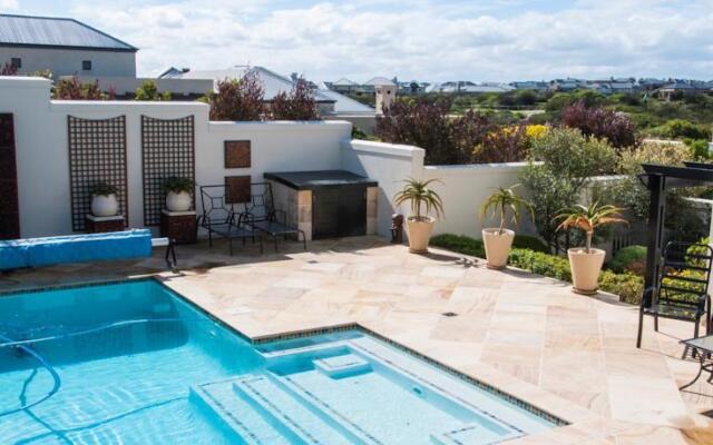 Bella Vista Holiday House