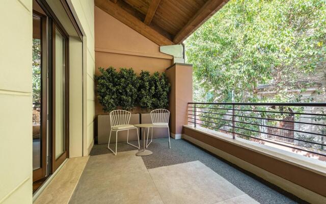 Loly Boutique Hotel