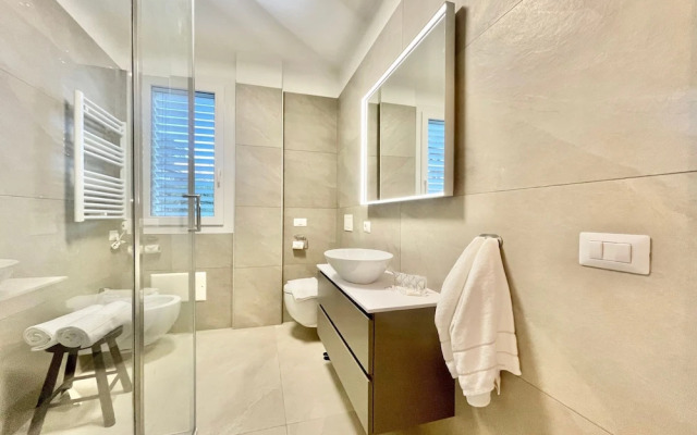 Modern House Apartment 1