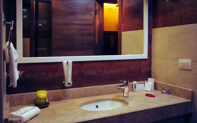 white cedar hotel