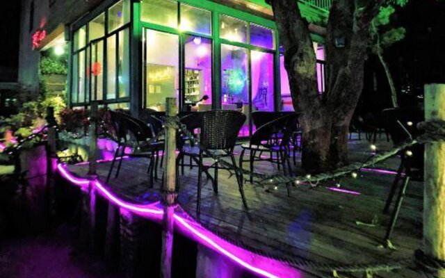 Shenzhen Chaoyin Coast Inn