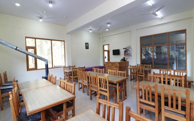 Oyo 23570 Hotel New Tashila