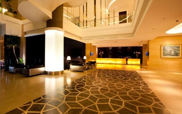 JS Luwansa Hotel and Convention Center