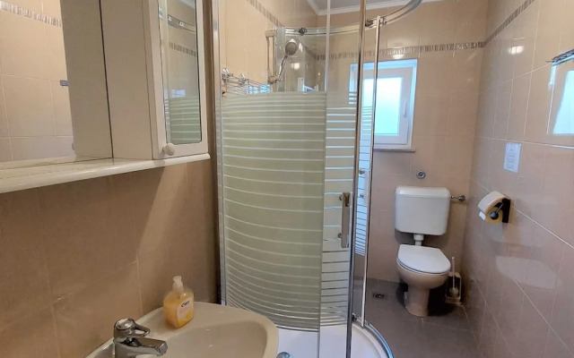 Sleek and Serene Rooms Crikvenica