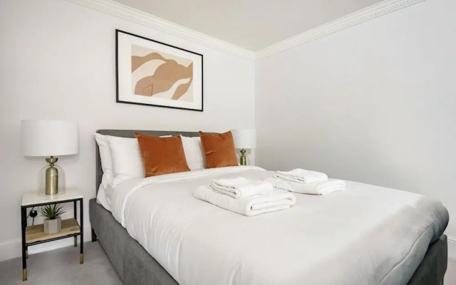 The Belgravia Suite Next to Sloane Square