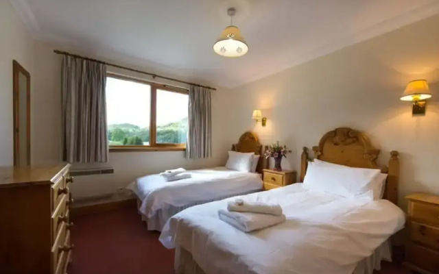 Stob Binnein Cottage