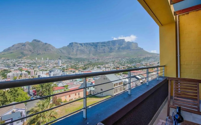 Spectacular Modern Apartment in Vibrant Bokaap