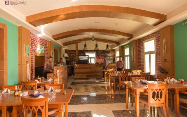 Loaloa Nile Maadi Hotel