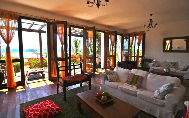 Villa Paradise ON THE Ocean