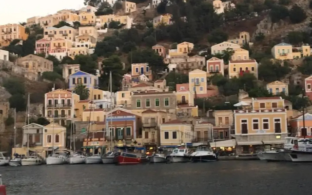 Symi Port View Apartment