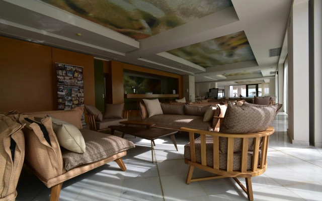 Geraniotis Hotel & Resort