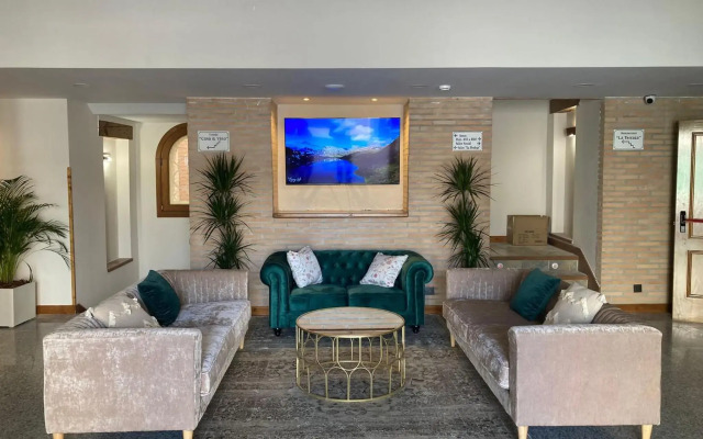 4Us Rioja Wine Hotel
