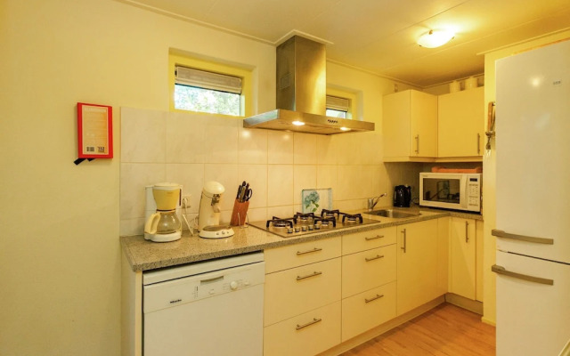 Charming Holiday Home in Koudekerke-dishoek With Terrace