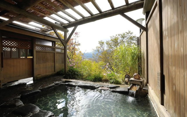 Shiga Park Hotel