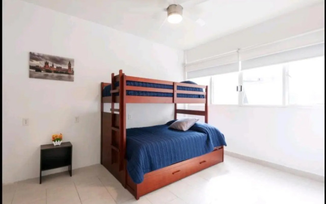 Pennsylvania WTC High End 1parking/2BR/2BA
