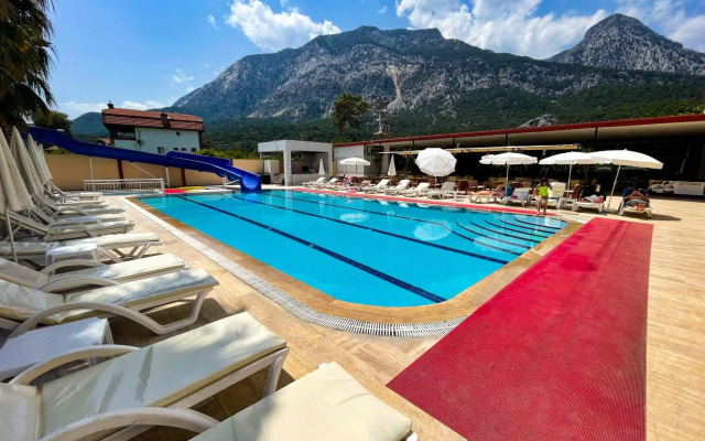 Castle Park Hotel