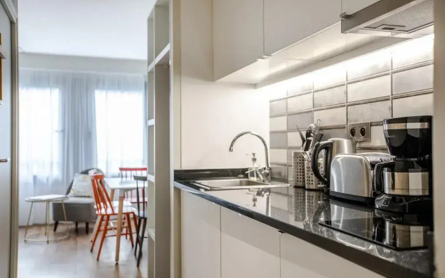 CADET Residence by Collection VESPER