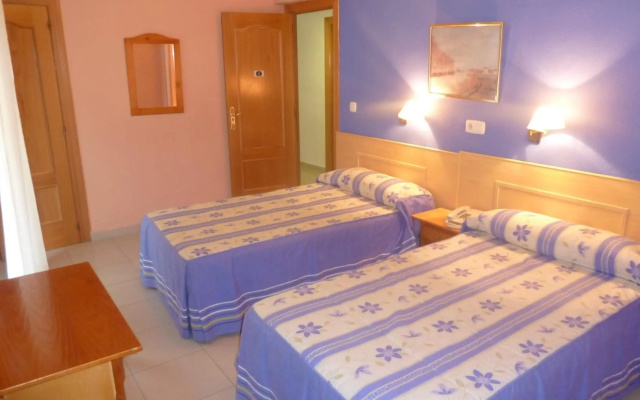 Hostal Al-Qazeres