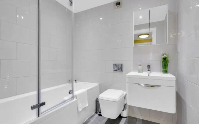1 Bed Serviced Apartment near Blackfriars