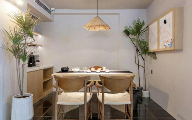 Allston Hotel (Xiamen Zhongshan Road Bailuzhou Park)