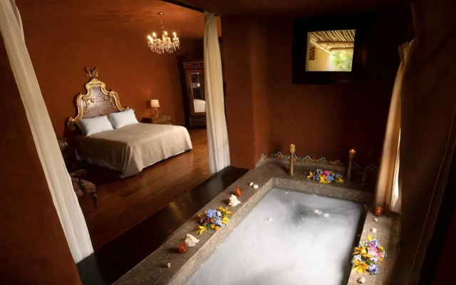 De Sol y Barro Sanctuary Lodge