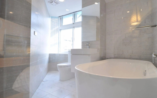 SSBHotel - Shin Sei Bashi