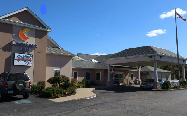 Comfort Inn Splash Harbor