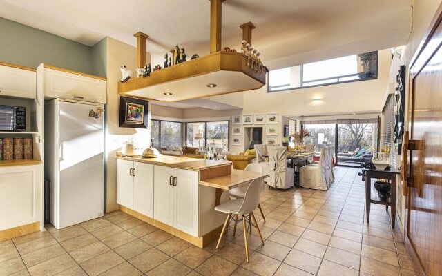Vaal River YOLO Spaces – Vaal River Bush Lodge