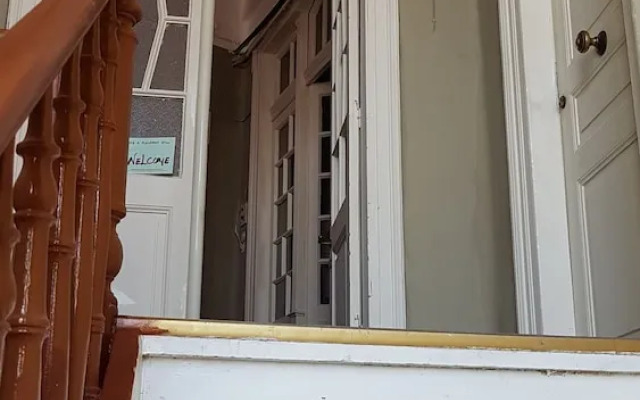 Arhontiko in the city