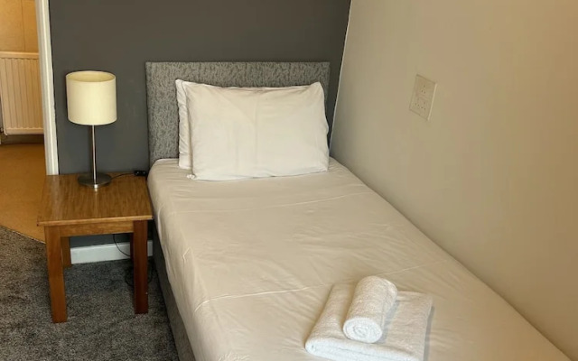 Strathmore Hotel