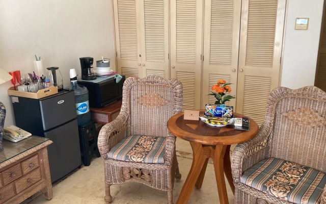 Beach front-Ocean View Studio -Hotel Sunset Fishermen condo 344/C