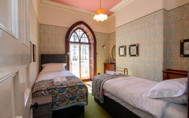 Charming 2-bed House Near Westlinton, Carlisle