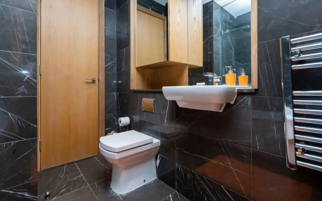 Luxurious 2 Bedroon Flat in the Heart of London