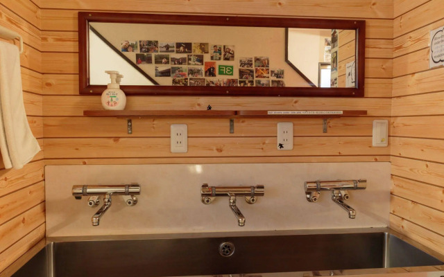 J-Hoppers Kyoto Guesthouse