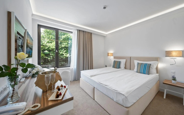 Hotel Nympha All Inclusive - Riviera Holiday Club