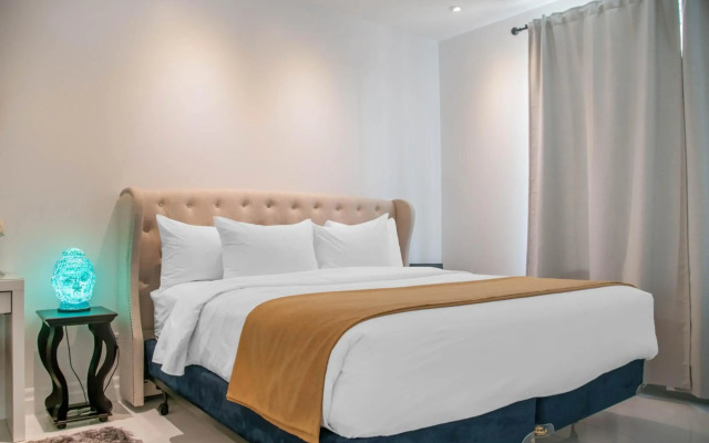 Empire Suites