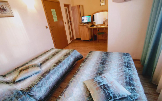 Hotel Color