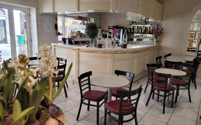 Hotel de Paris
