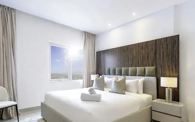 LUX  The Bonnington JLT Suite 2