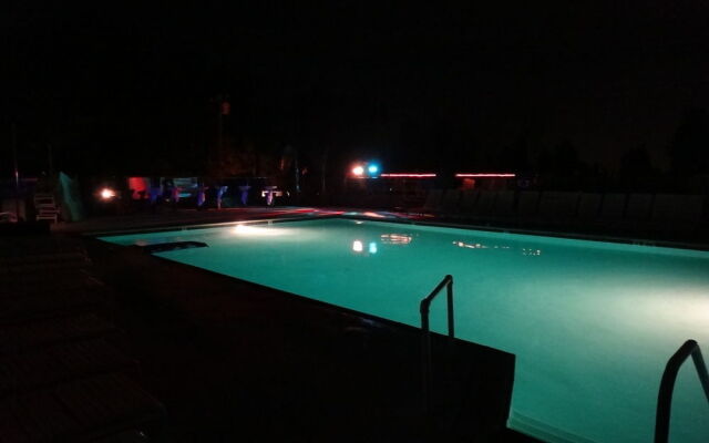 Freedom Acres Resorts - Adults Only