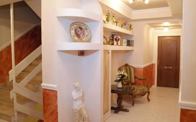 Camelot Royal Beds by Estia