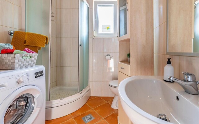 Awesome Apartment in Medulin With Wifi and 2 Bedrooms